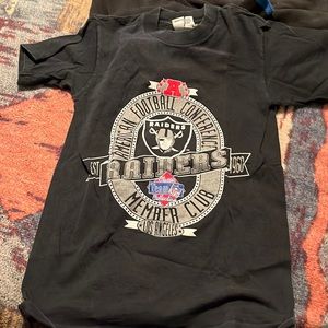 Vintage 90’s Raiders t shirt